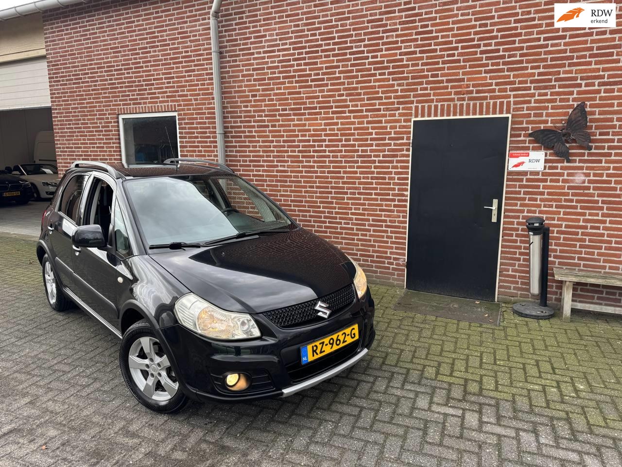 Suzuki SX4 - 1.6 Shogun 5 Deurs, Airco, PDC , LM velgen, Trekhaak - AutoWereld.nl