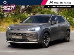 Volkswagen T-Roc - Life First Edition 1.5 eTSI 116 PK 7 versn. DSG · Comfort Pakket · Achteruitrijcamera · Dr