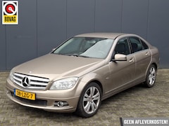 Mercedes-Benz C-klasse - 180 CGI BlueEFFICIENCY AUTOMAAT / RIJDT TOP