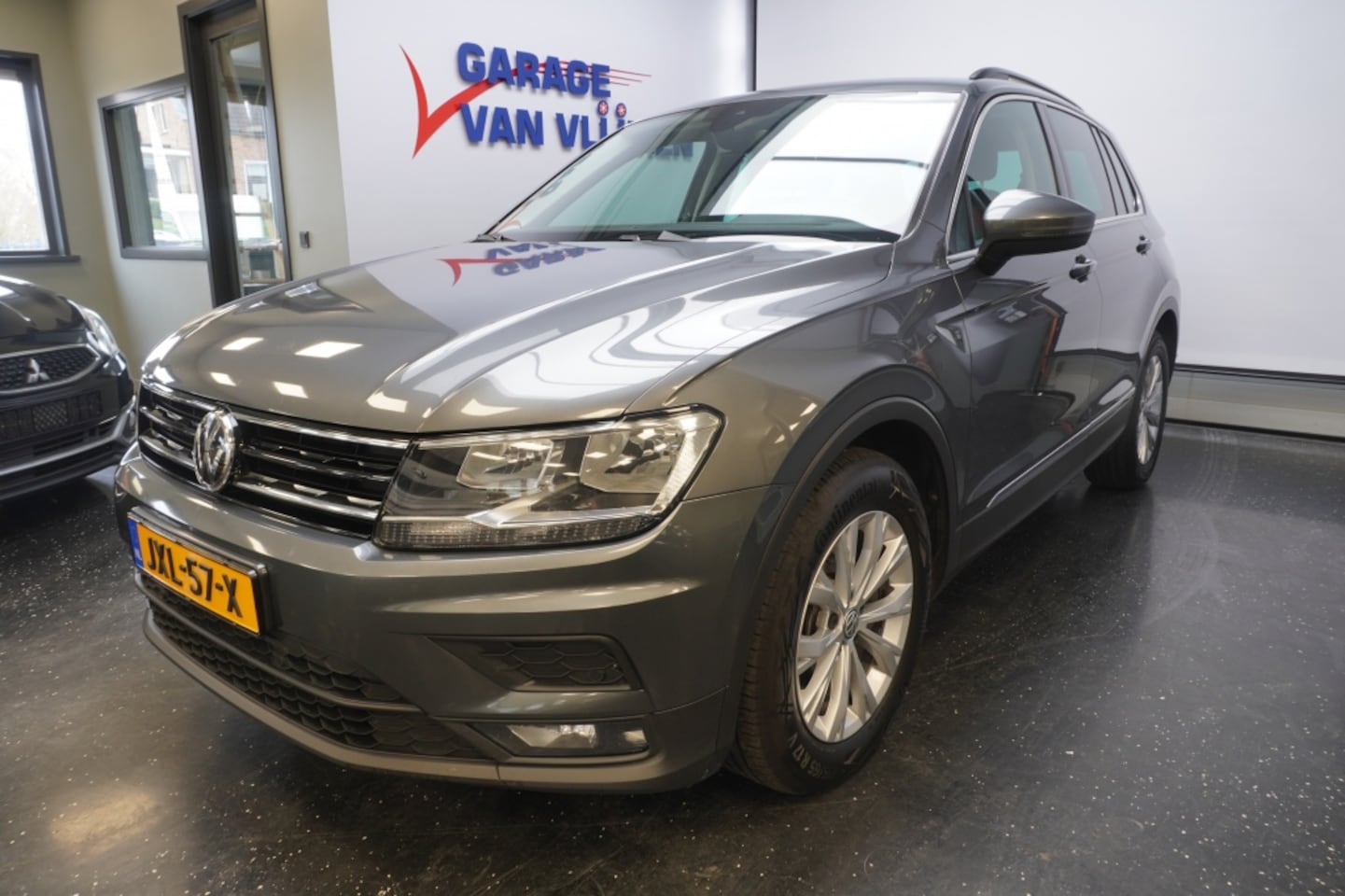 Volkswagen Tiguan - 1.5TSI ACT 150PK Comfortline DSG-7 Carplay Trekhaak Navi - AutoWereld.nl