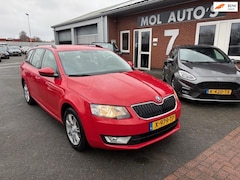 Skoda Octavia Combi - 1.2 TSI Greentech Active , APK 02-2027