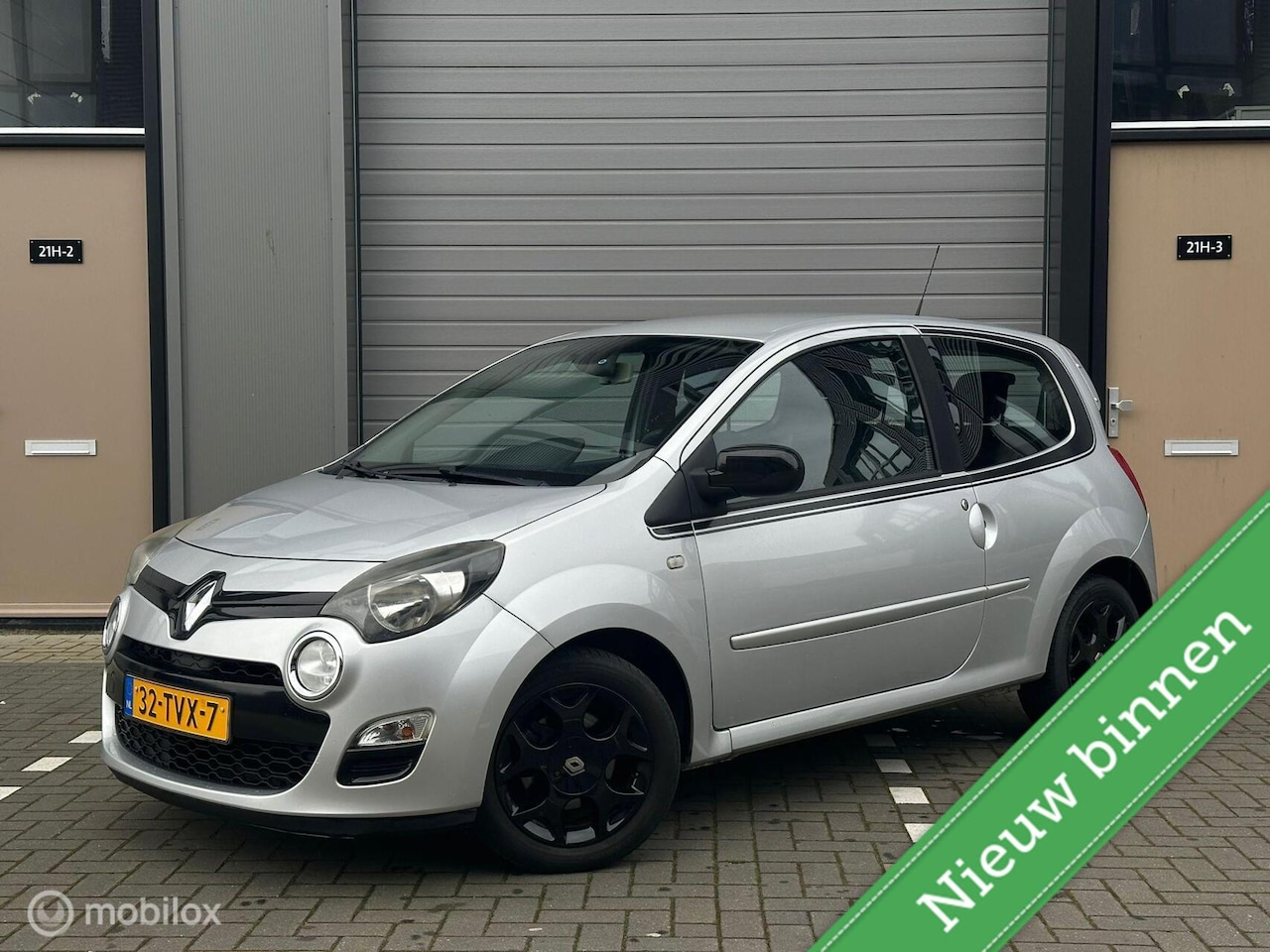 Renault Twingo - 1.2 16V Dynamique / LMV / Cruise / Airco - AutoWereld.nl