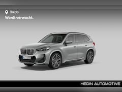 BMW X1 - xDrive30e | M-sport | Comfort Access | Driving Assistant Plus | Head Up | Glazen panoramad