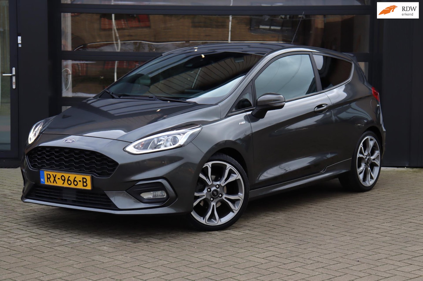 Ford Fiesta - 1.0 EcoBoost ST-Line | NAP | 125 PK | Cruise | Stoel/Stuur Verwarming | Apple Carplay | Na - AutoWereld.nl