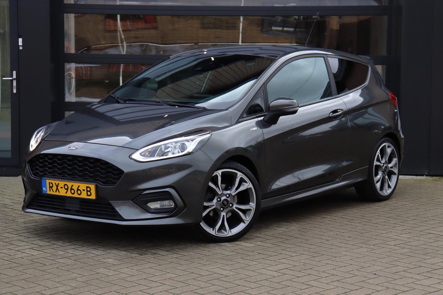 Ford Fiesta - 1.0 EcoBoost ST-Line | NAP | 125 PK | Cruise | Stoel/Stuur Verwarming | Apple Carplay | Na - AutoWereld.nl