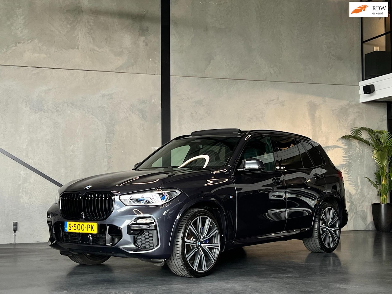 BMW X5 - 3.0d M-Sport, 4Wielbest., Pano,Harman Kardon,Trekhaak - AutoWereld.nl