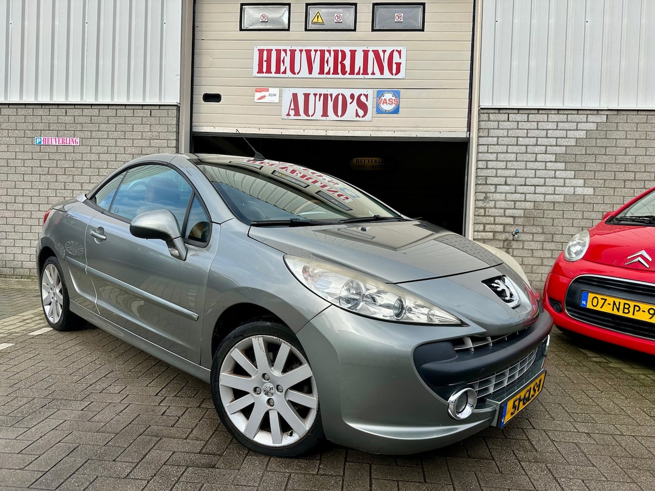 Peugeot 207 CC - 1.6 VTi Féline | Clima | Navi | PDC | Cruise - AutoWereld.nl