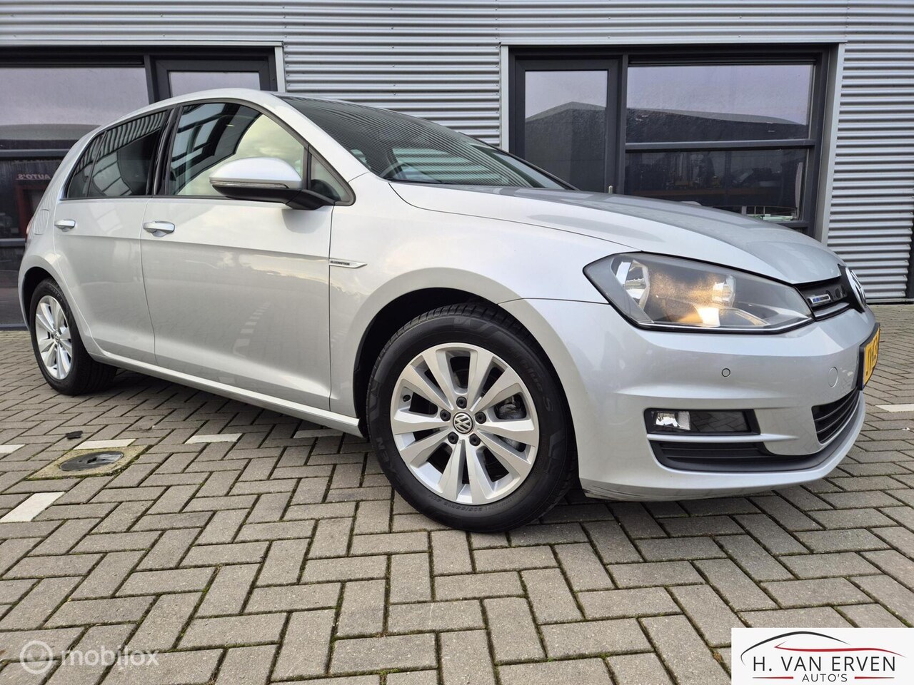 Volkswagen Golf - 1.0 COMFORTLINE NAVI PDC DSG NAP - AutoWereld.nl