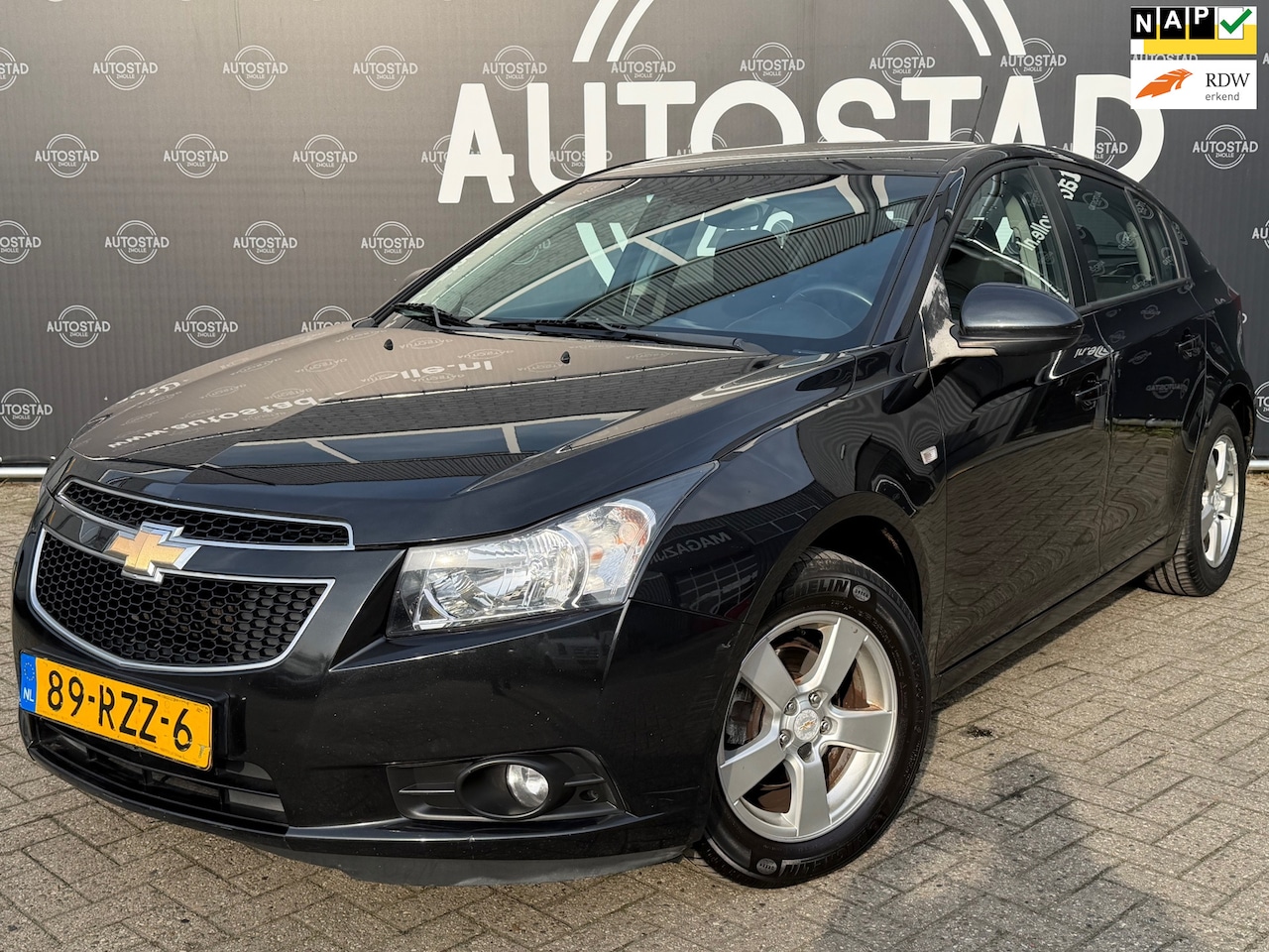 Chevrolet Cruze - 1.6 LT NL-Auto / 1ste Eigenaar / NAP / APK / Airco - AutoWereld.nl