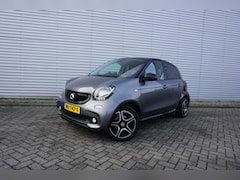Smart Forfour - 1.0 Passion Airco / Cruise / Elektr. ramen / Camera / Lm velgen / NAP
