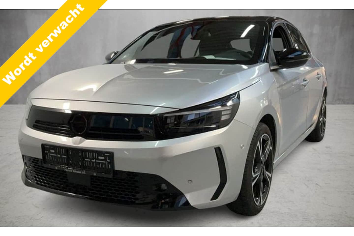 Opel Corsa - 1.2 GS Panorama Dak/Stoel+stuurverwarming. - AutoWereld.nl