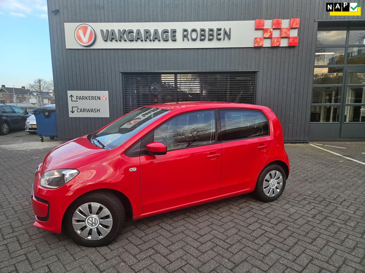 Volkswagen Up! - 1.0 move up! BlueMotion 1.0 move up! BlueMotion - AutoWereld.nl