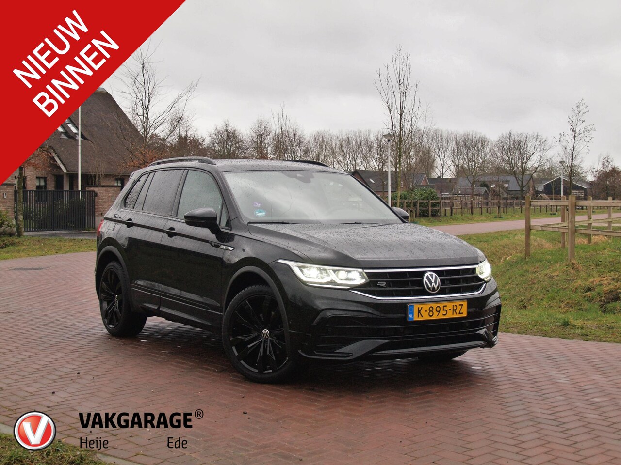 Volkswagen Tiguan - 1.5 TSI R-Line Business+ | Black Style | Sfeerverlichting | Leer | Virtual Cockpit | Apple - AutoWereld.nl