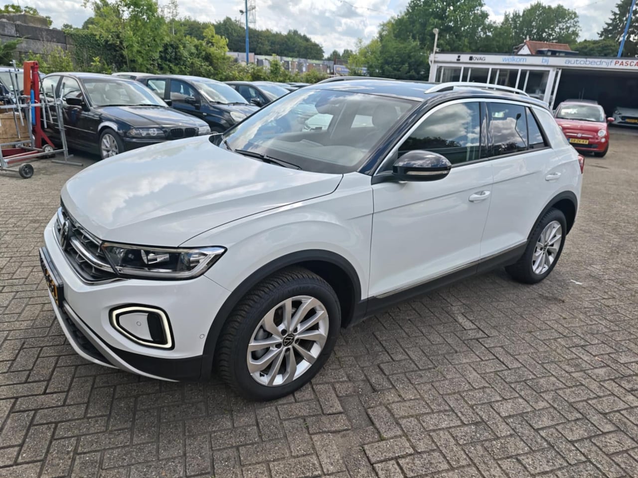 Volkswagen T-Roc - 1.5 TSI Life aut.- IQ Light-Ergoactive- - AutoWereld.nl