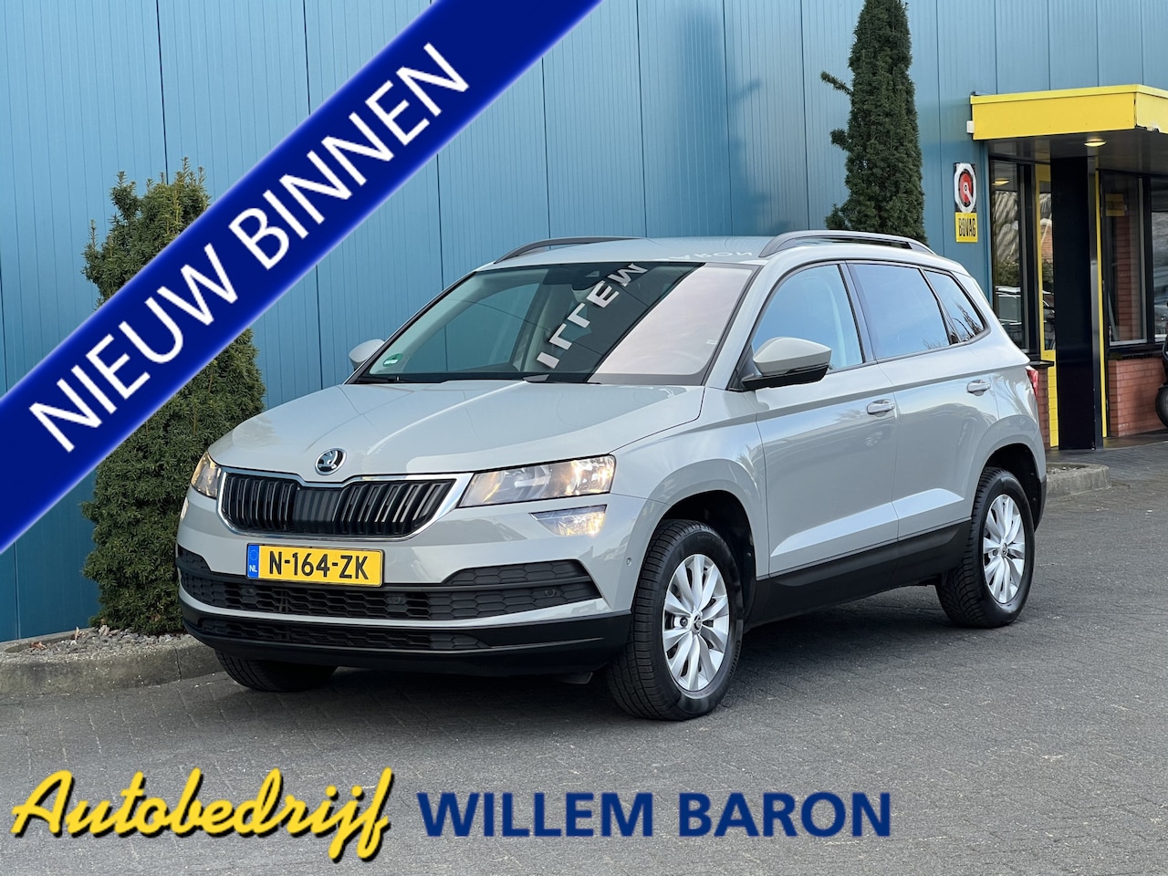 Skoda Karoq - 1.5 TSI DSG AUT. Business Edition CARPLAY | STOEL/STUURVERW | ADAPT.CRUISE | NAV | PDC | L - AutoWereld.nl