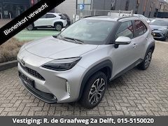 Toyota Yaris Cross - 1.5 Hybrid 115 Dynamic | Stuur- & Stoelverwarming | Parkeersensoren | Dodehoek detectie |