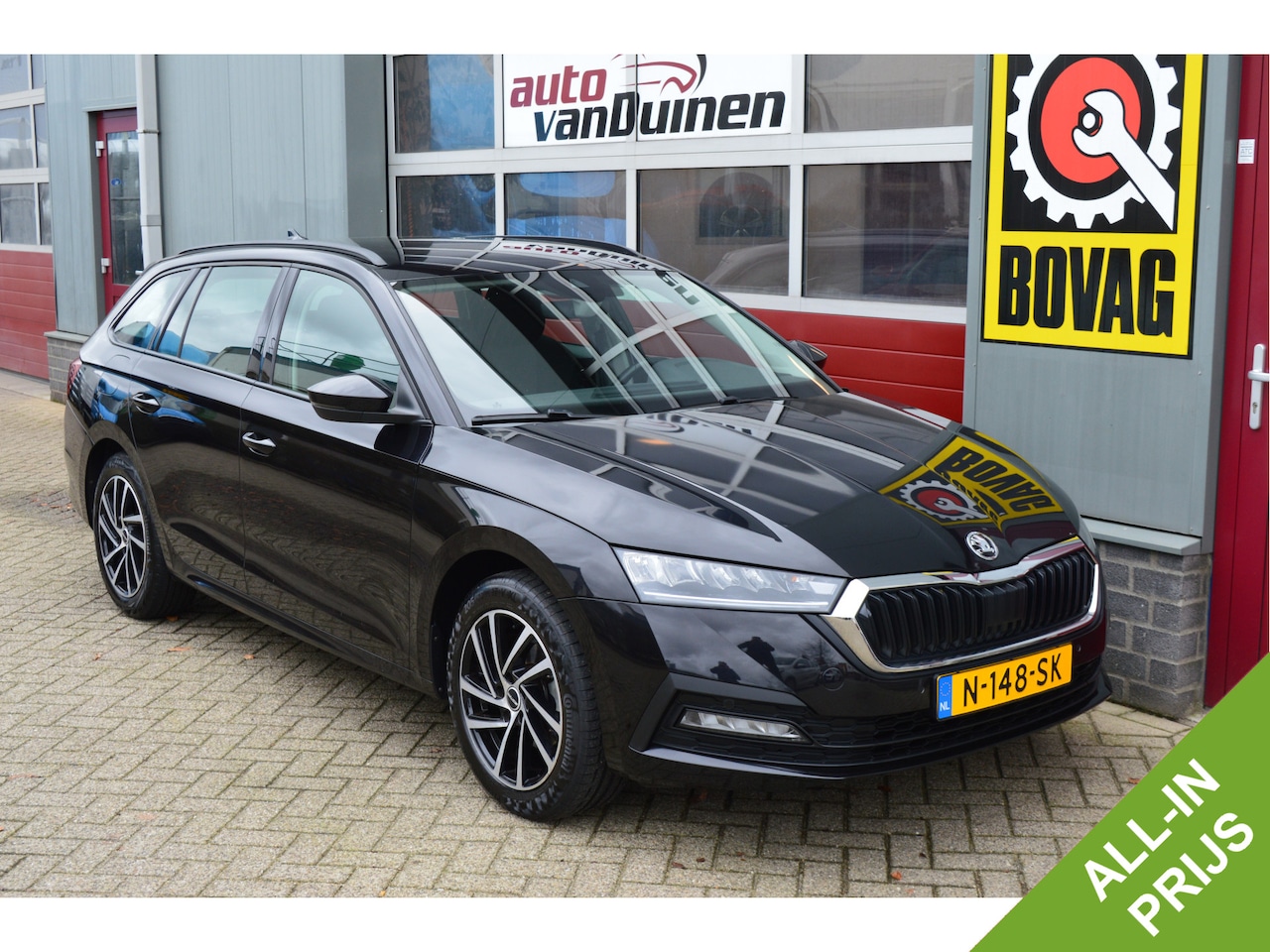 Skoda Octavia Combi - 1.0 e-TSI Business Edition O.a: Trekhaak, PDC, Camera, ACC, Clima, Etc. All-in prijs! - AutoWereld.nl