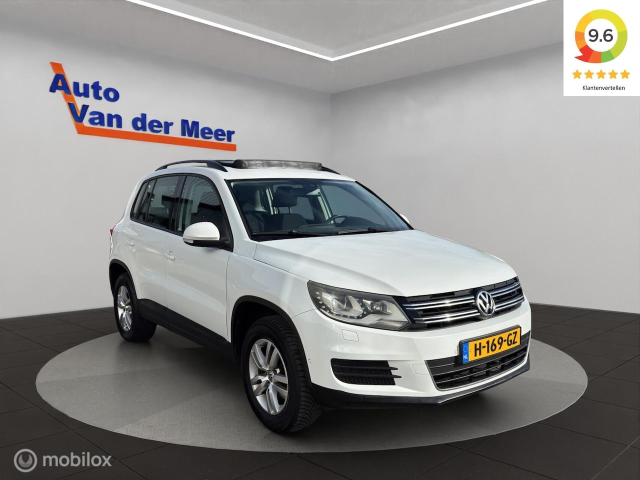 Volkswagen Tiguan - 2.0 TSI Sport&Style 4motion / Panoramadak - AutoWereld.nl