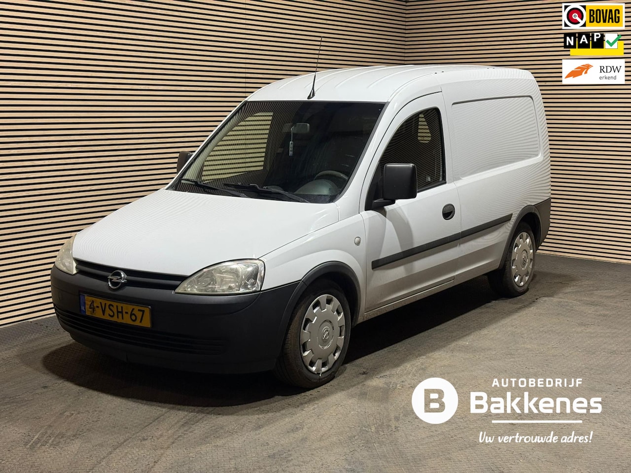 Opel Combo - 1.3 CDTi Base | Airco | Trekhaak - AutoWereld.nl