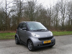 Smart Fortwo coupé - 1.0 mhd Passion . Pano dak . Airco . LMV . Lader intrieur . enz