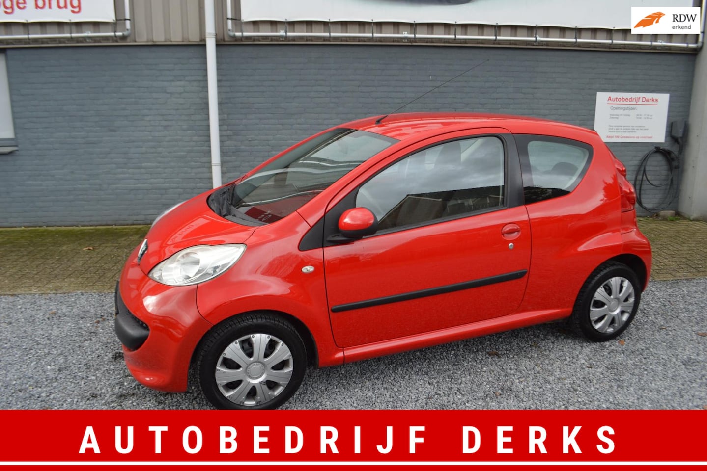 Peugeot 107 - 1.0-12V XR Airco Stuurbekrachtiging Jaar Garantie Nwe APK - AutoWereld.nl