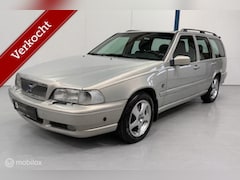 Volvo V70 - 2.4 Comfort AUTOMAAT / HISTORIE