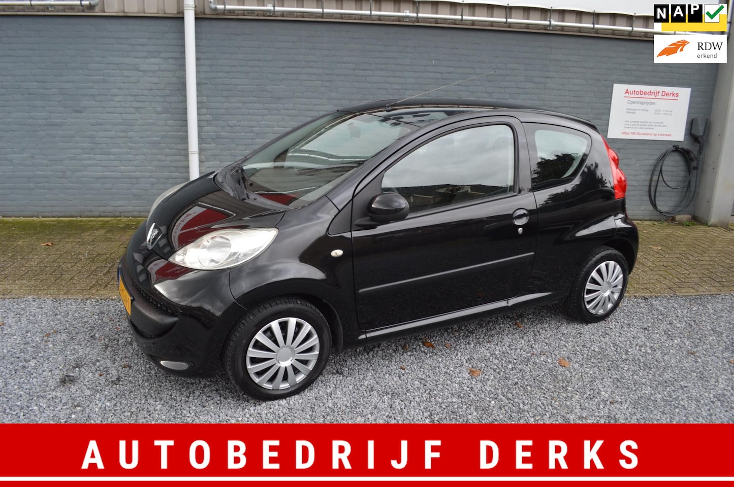 Peugeot 107 - 1.0-12V XS Airco Stuurbekrachtiging Jaar Garantie - AutoWereld.nl