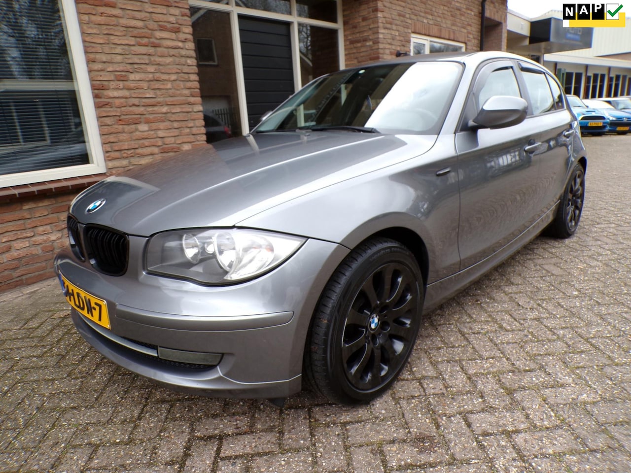 BMW 1-serie - 116i Business Line 116i Business Line - AutoWereld.nl
