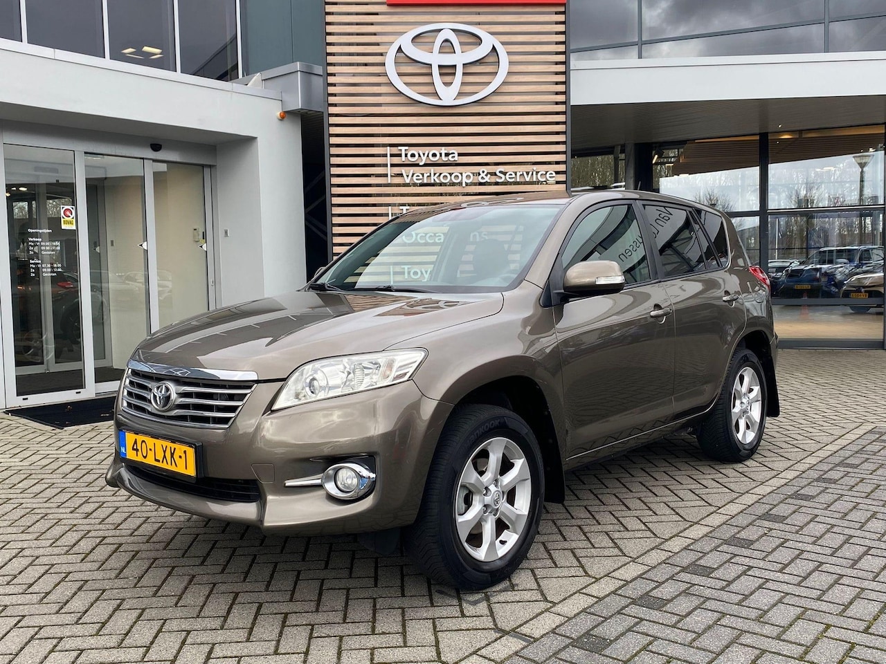 Toyota RAV4 - 2.0 VVTi Dynamic TREKHAAK ALL-SEASON LM-VELGEN CRUISE CLIMA NL-AUTO - AutoWereld.nl