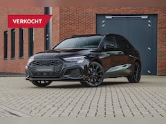 Audi A3 Sportback - 45 TFSI e S edition Competition | Head-up | Massage | B&O | Camera | RS-zetels | Rode stik