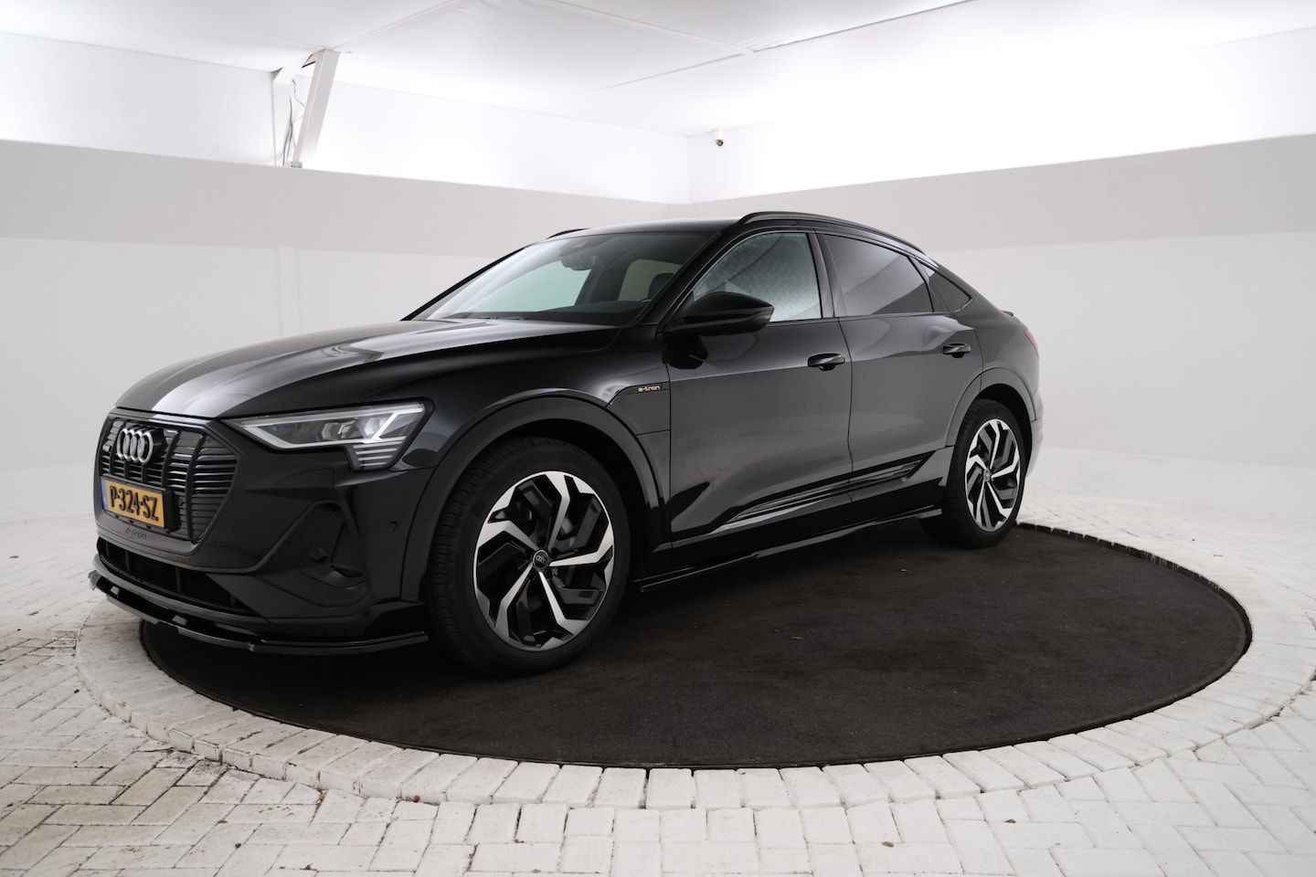 Audi e-tron Sportback - 55 quattro S edition 95 kWh Adaptieve Cruise, B&O, Panoramadak, Camera - AutoWereld.nl