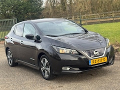 Nissan LEAF - 2.ZERO EDITION 40 kWh /Navi/Camera/
