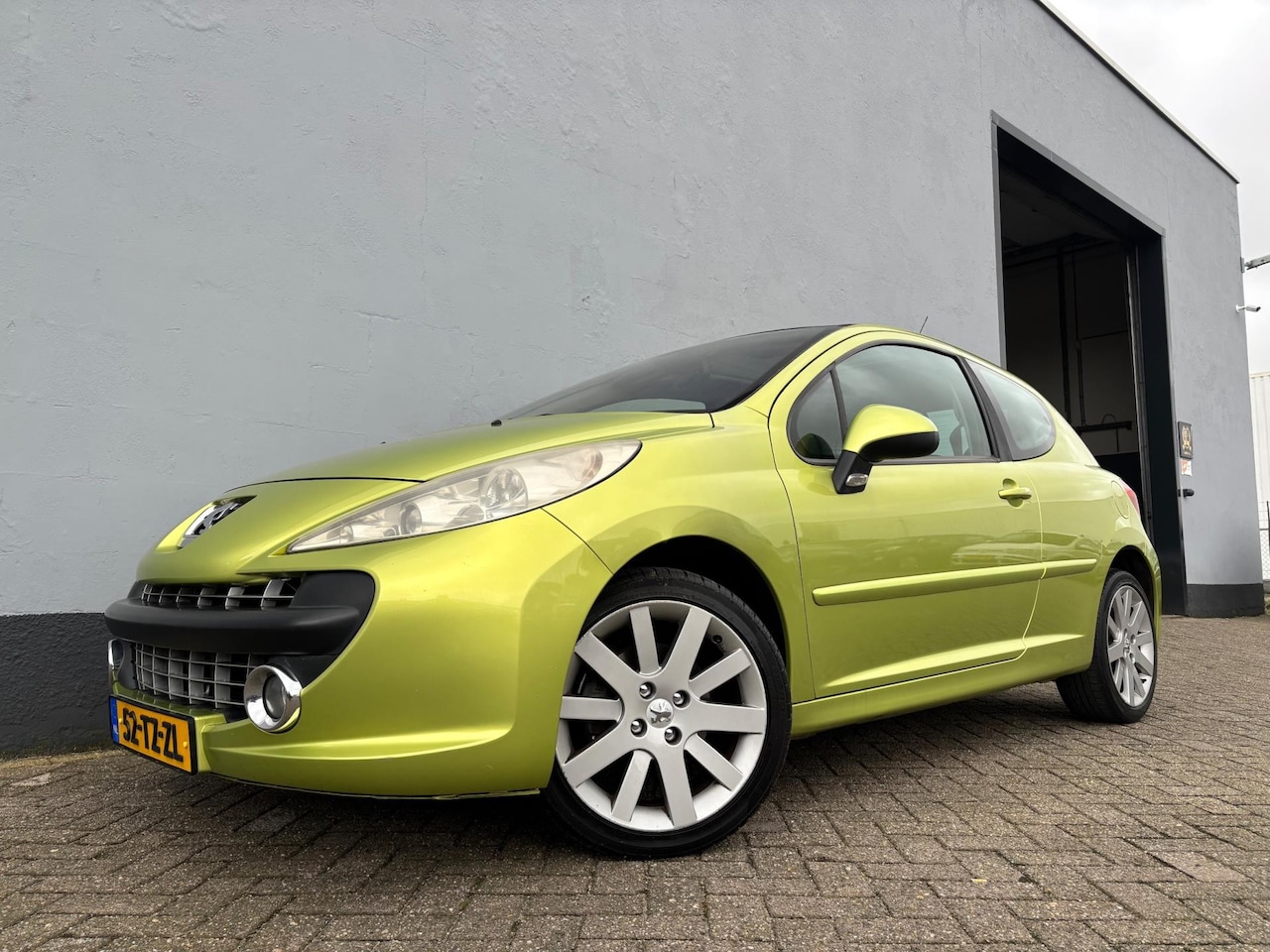 Peugeot 207 - 1.6-16V T Féline - Panorama Dak - AutoWereld.nl