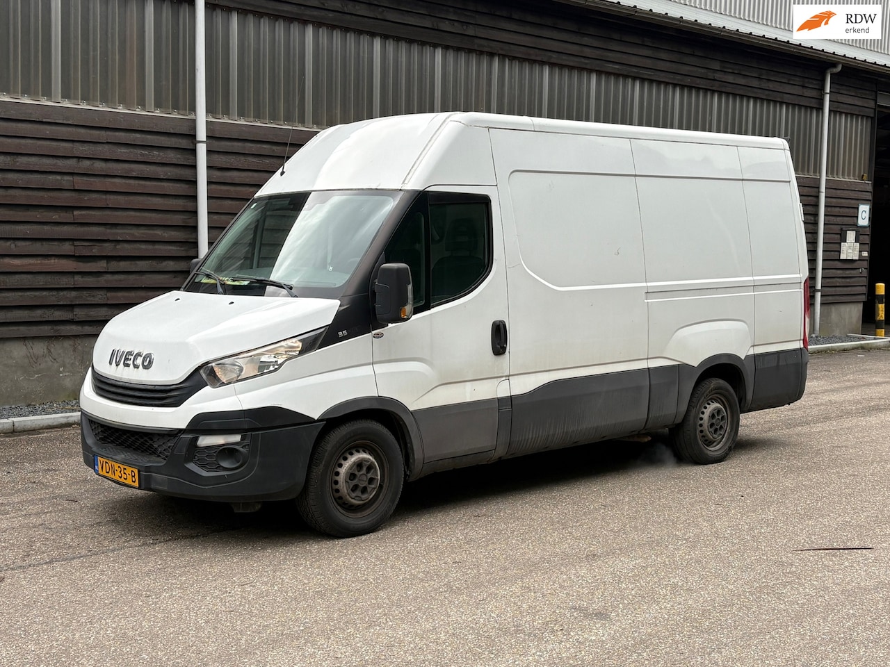 Iveco Daily - 35S16V 2.3 352 H2 35S16V 2.3 352 H2 - AutoWereld.nl