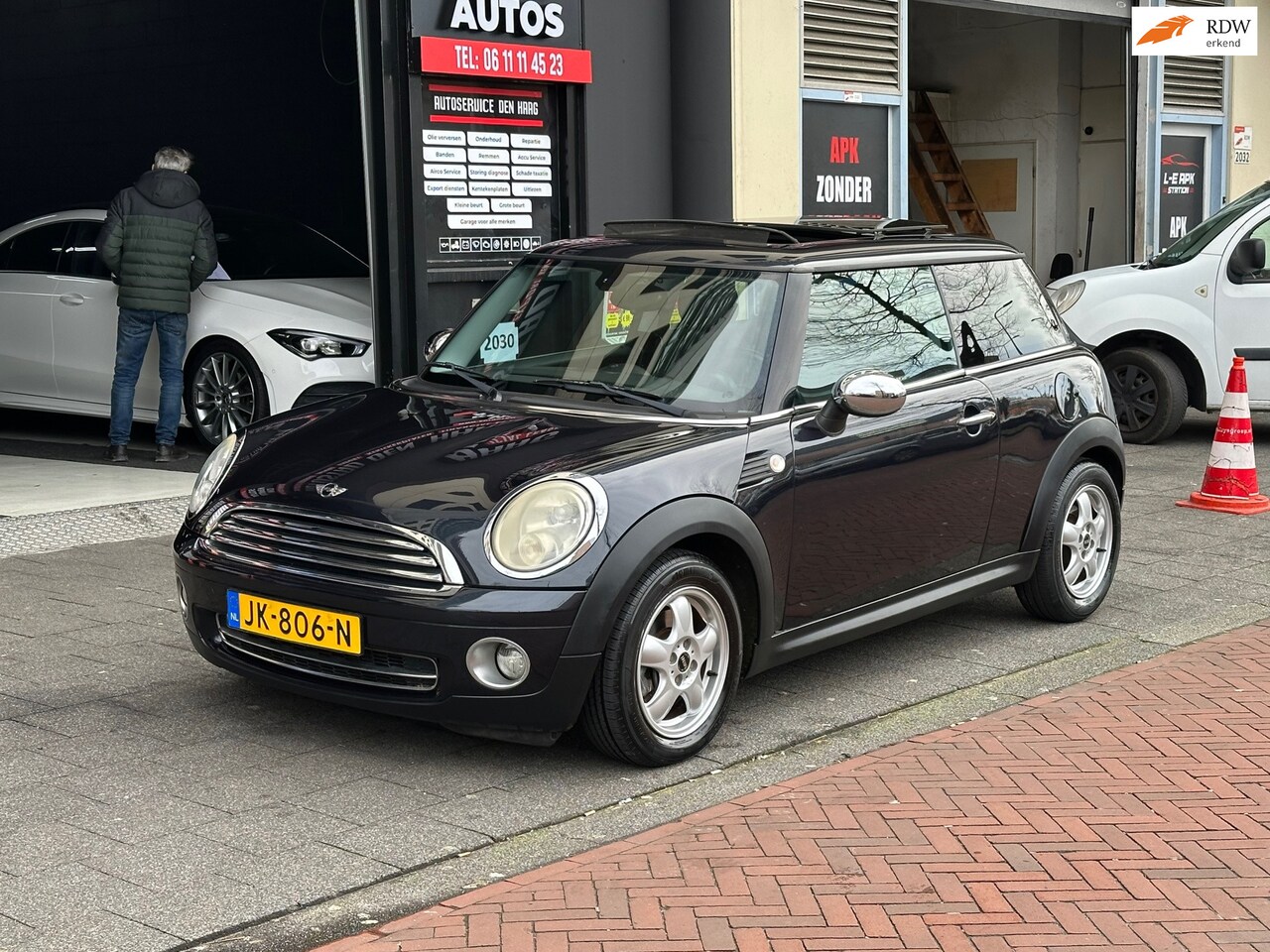 MINI Cooper - Mini 1.6 Pepper Clima Pano - AutoWereld.nl