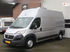 Fiat Ducato - 35H 2.3 MultiJet L3H2 Koelwagen Met Elektrische Lift Achter 9600km Navigatie Airco Camera