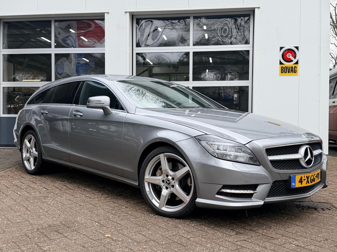 Mercedes-Benz CLS-klasse Shooting Brake - 350 CDI AMG-line/ Schuifdak/ Afn. trekhaak/ Harman Kardon/ etc - AutoWereld.nl