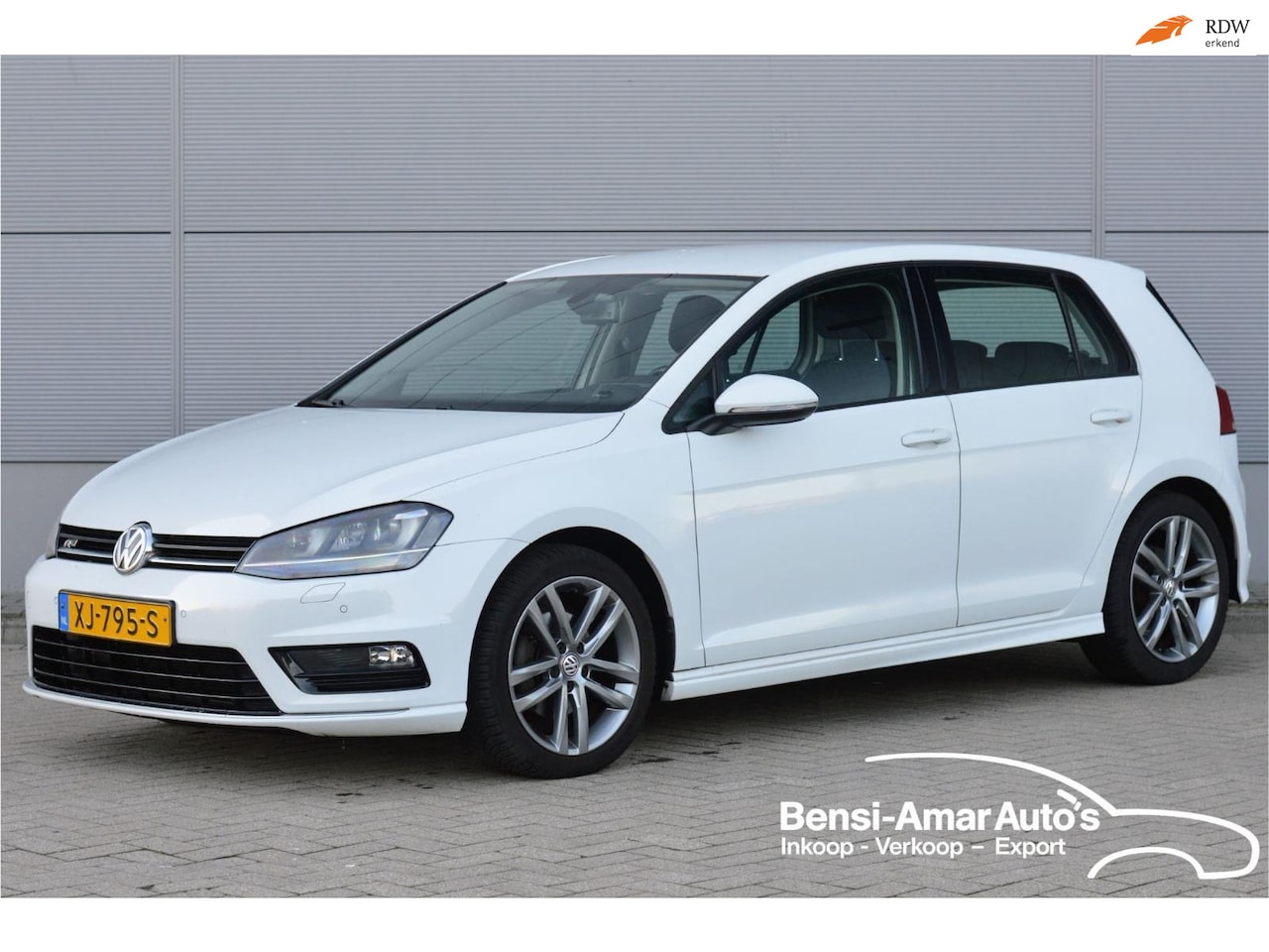 Volkswagen Golf - 1.6 TDI Business Edition R Connected 1.6 TDI Business Edition R Connected - AutoWereld.nl