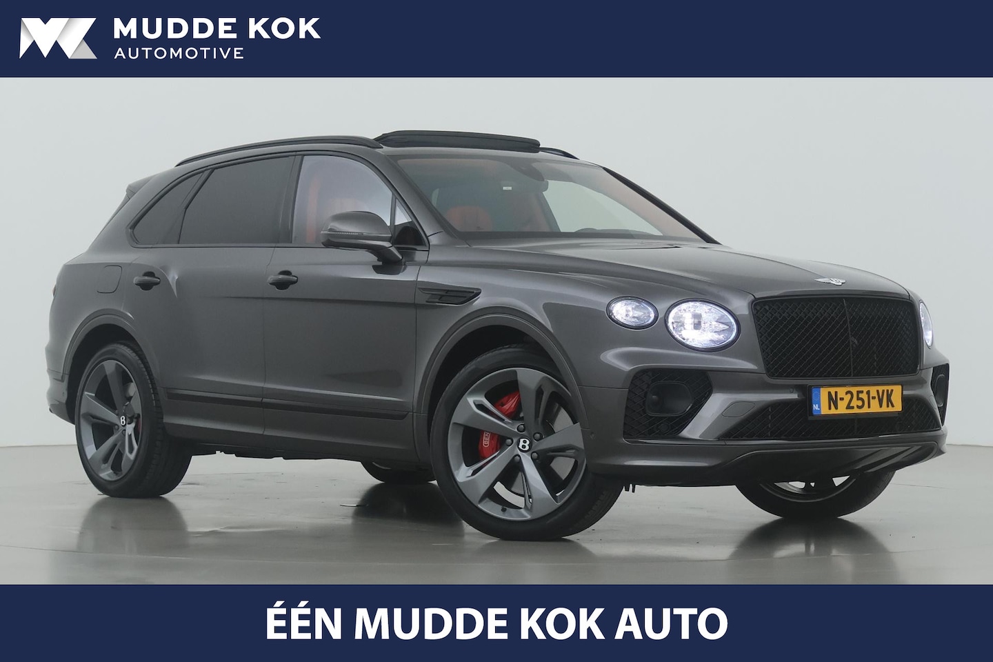 Bentley Bentayga - 4.0 V8 | NL-Auto | 22 Inch | Luchtvering | Head-Up | Panoramadak | 360° Camera - AutoWereld.nl