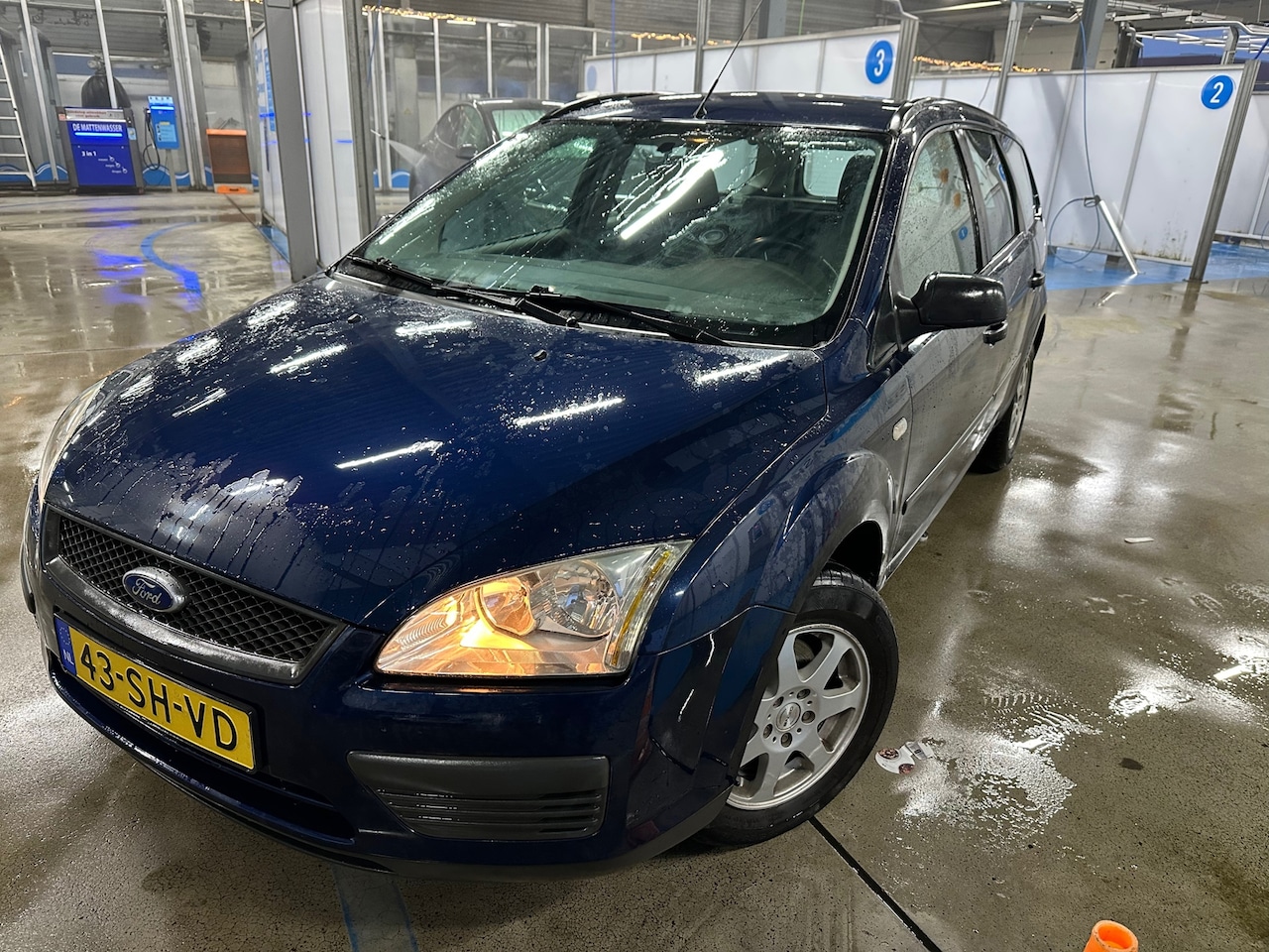 Ford Focus Wagon - MET AIRCO & JAAR APK! - AutoWereld.nl
