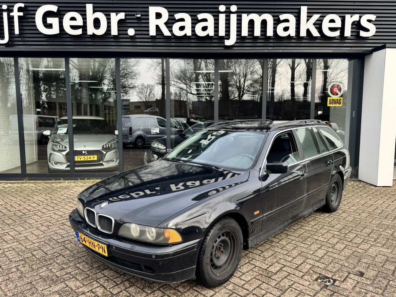 BMW 5-serie Touring - 520i Executive*EXPORT* - AutoWereld.nl