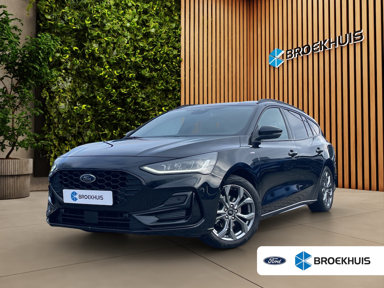 Ford Focus Wagon - 1.0 EcoBoost Hybrid ST Line Automaat | Trekhaak | 1500kg trekgewicht! | Adaptive Cruise | - AutoWereld.nl
