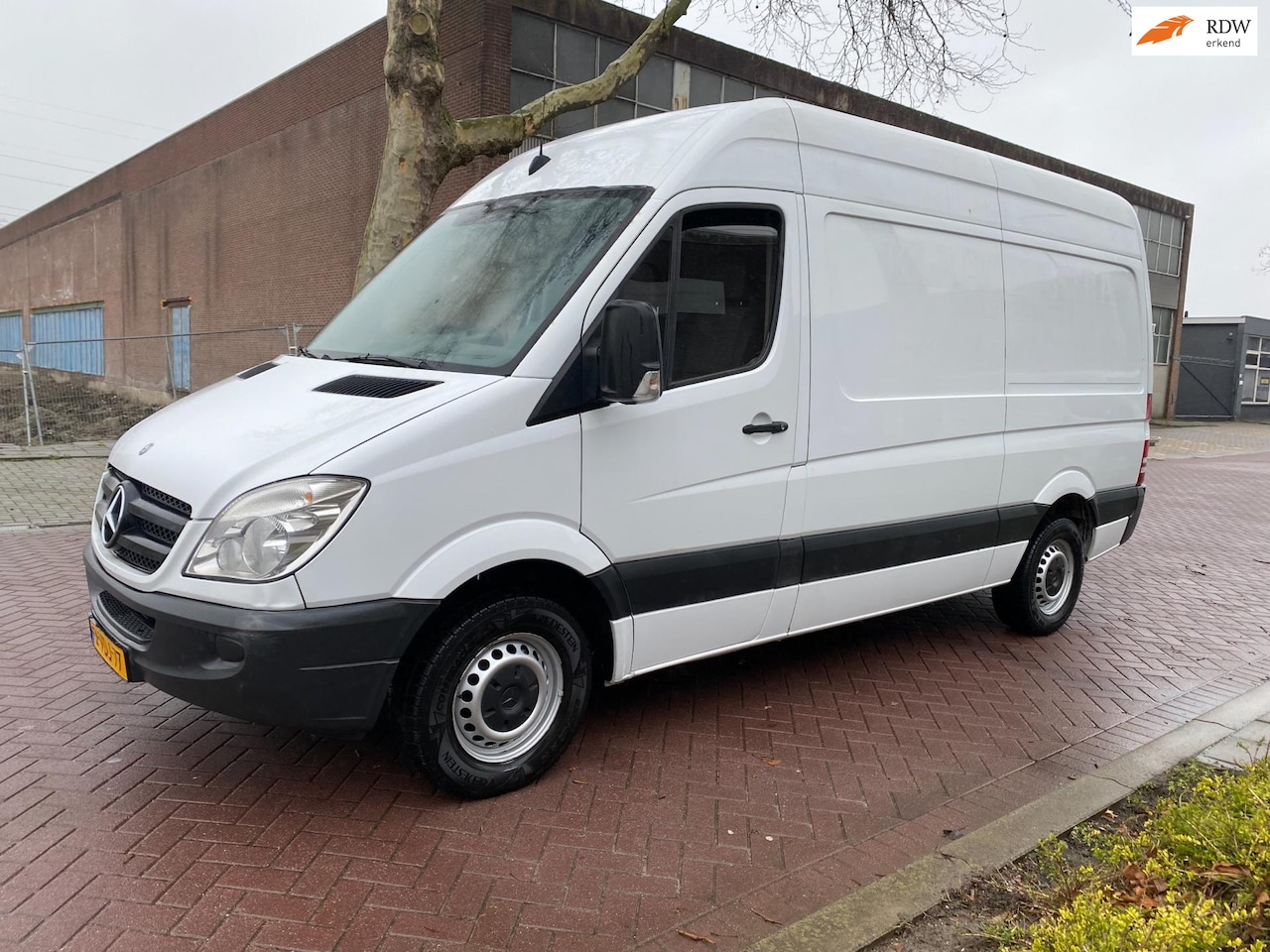 Mercedes-Benz Sprinter - 311 2.2 CDI 366 DC * Airco * 6Bak * 109PK * Elek ramen * Stuurbekrachtiging * Nette Bus * - AutoWereld.nl
