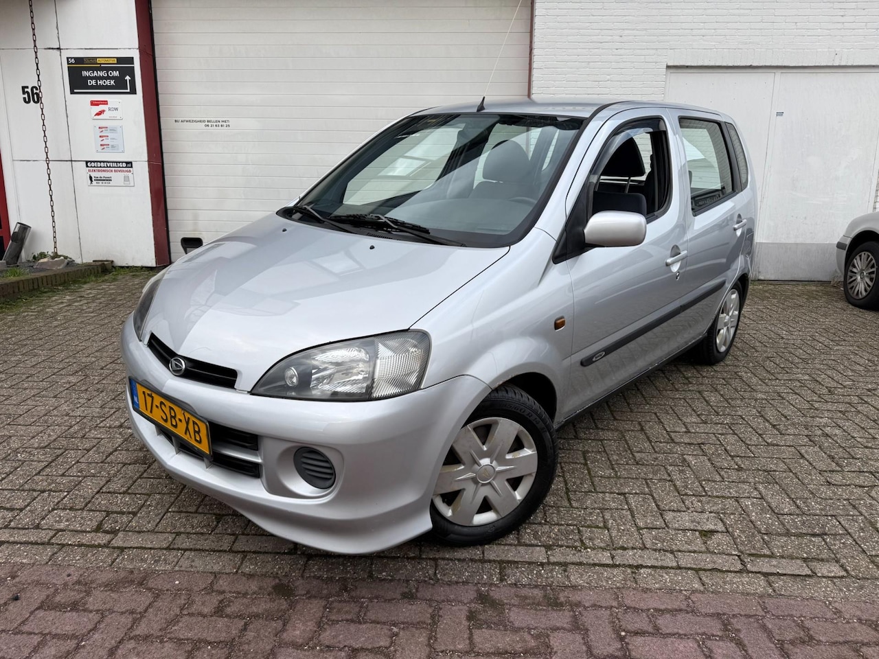 Daihatsu Young RV - 1.3-16V VTi |NIEUW APK|NIEUWE KOPPELING|AIRCO|NETTE AUTO|GOED ONDERHOUDEN| - AutoWereld.nl