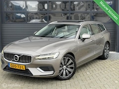 Volvo V60 - 2.0 T8 Twin Engine AWD Inscription | Pano | Leder