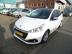 Peugeot 208 - zonnedak leer 1.2 PureTech Style apk 12.26