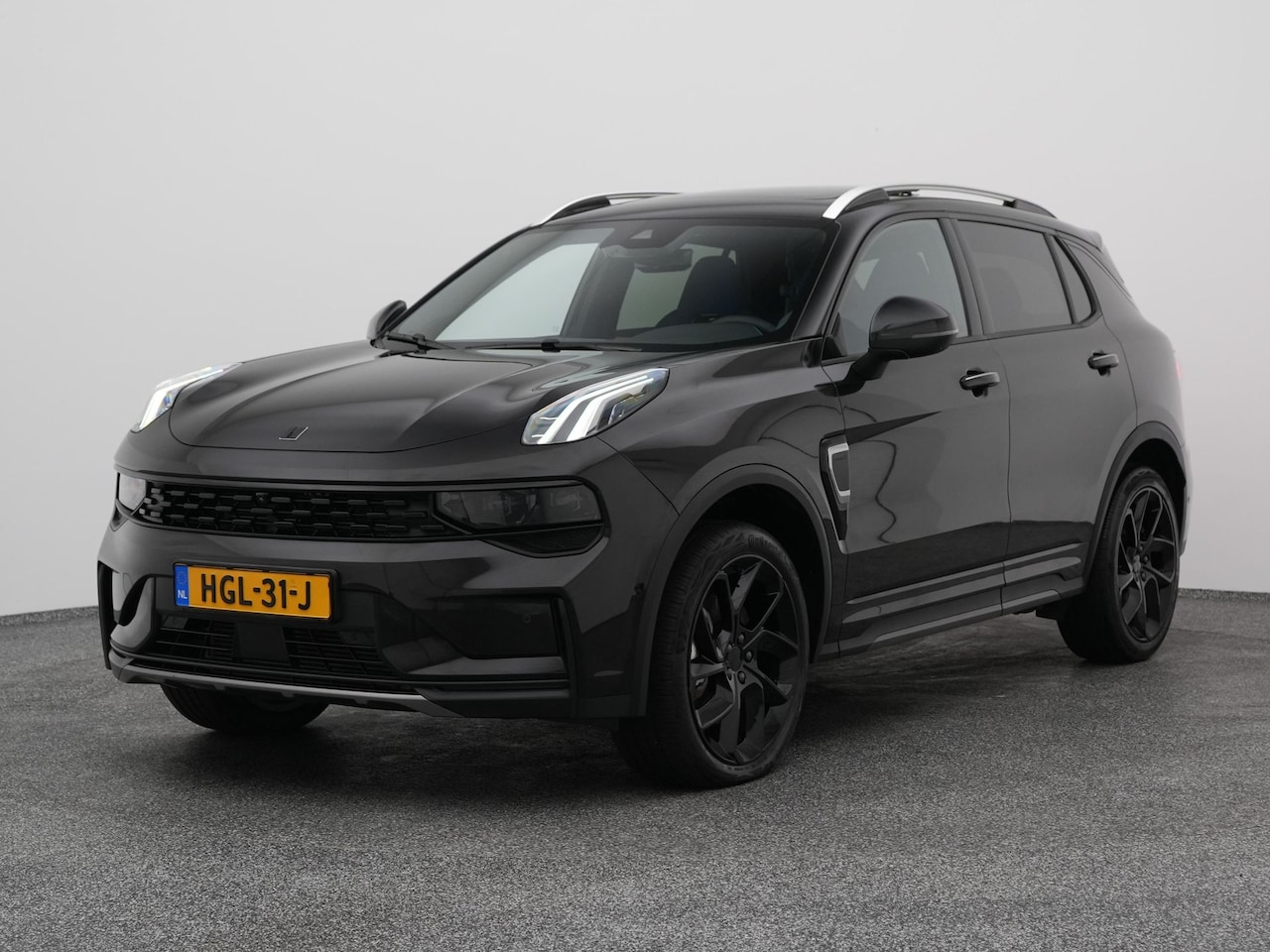 Lynk & Co 01 - 1.5 Plug-in Hybrid | 360° | BLACK | ZWARTE HEMEL | STUURVERWARMING | NLD AUTO - AutoWereld.nl