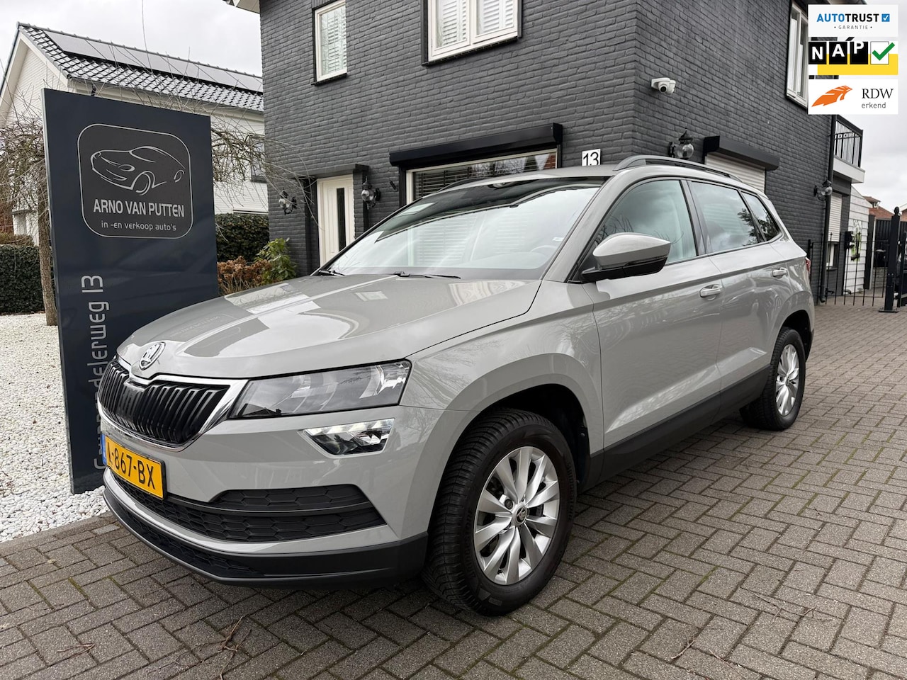 Skoda Karoq - 1.0 TSI Business Edition 1.0 TSI Business Edition - AutoWereld.nl