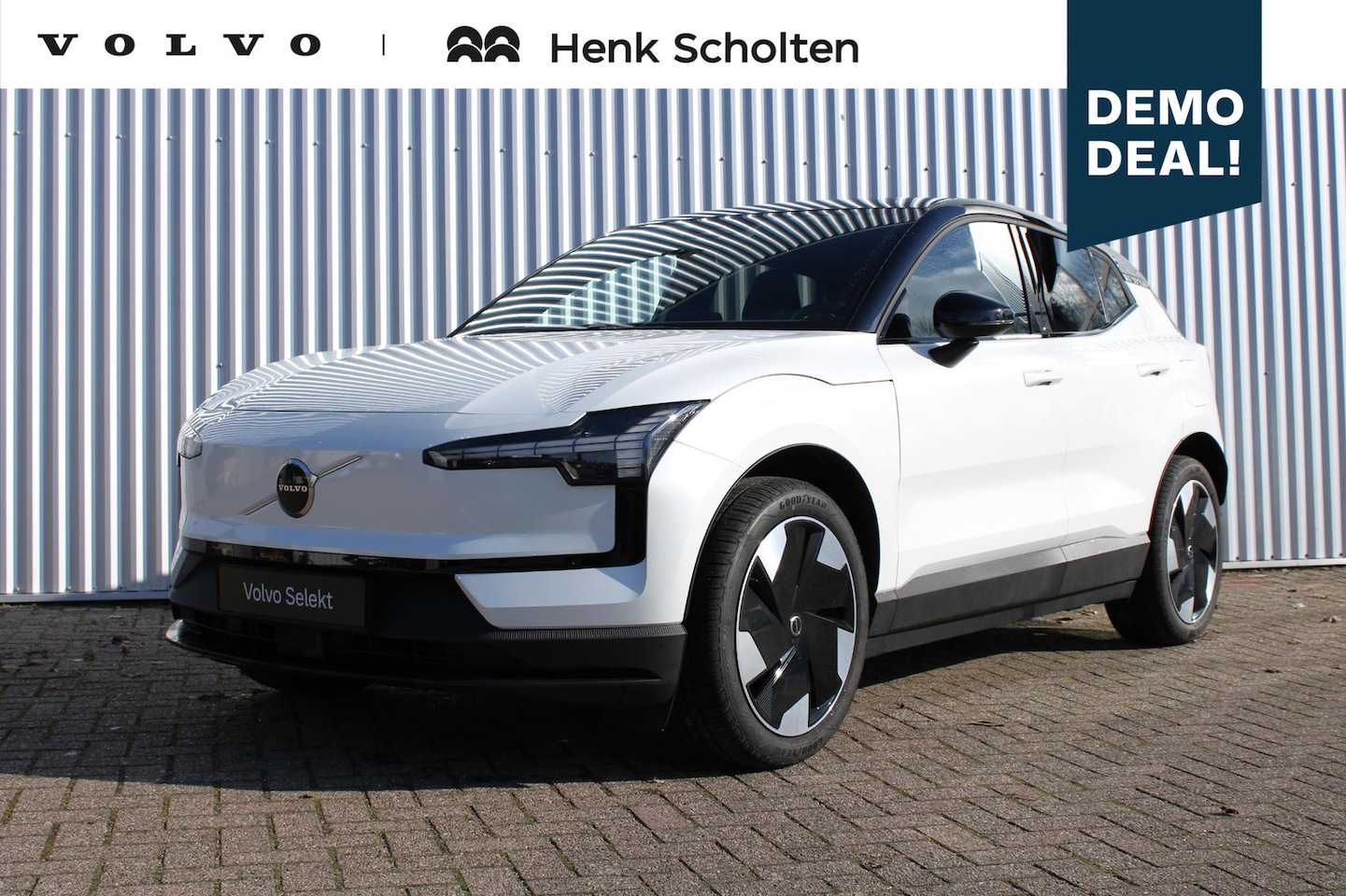 Volvo EX30 - Single Motor Extended Range Plus Europa 69 kWh - AutoWereld.nl