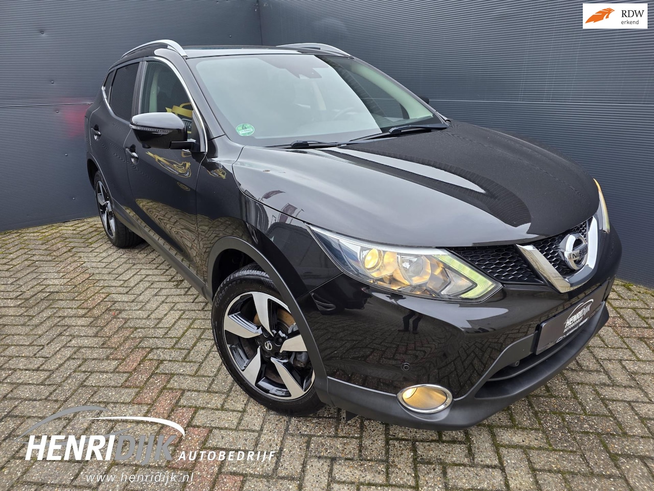 Nissan Qashqai - 1.2 Tekna 360 Camera / Panodak / Clima / Stoelverwaming / Cruise - AutoWereld.nl